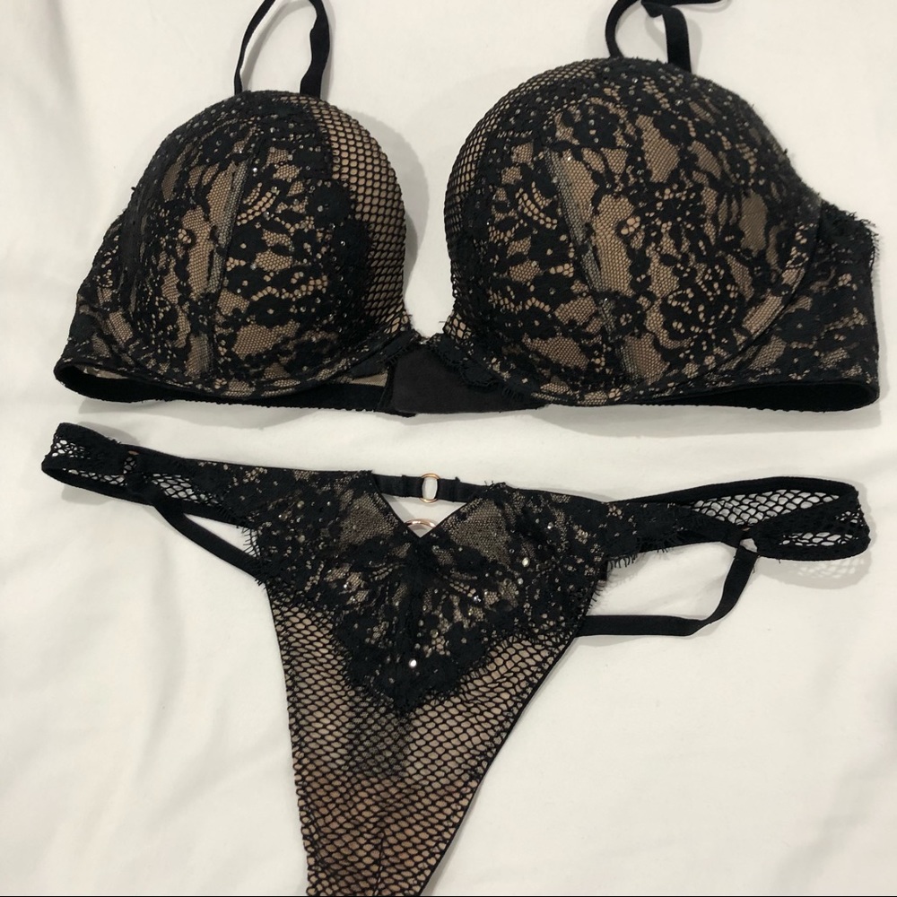 VS Lace Fishnet Crystal Push Up Bra - SET